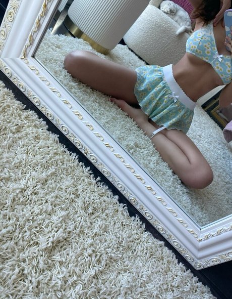 withsylvie pornstar art img