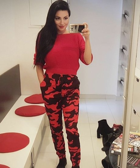 Rita Kyslinger free star archive