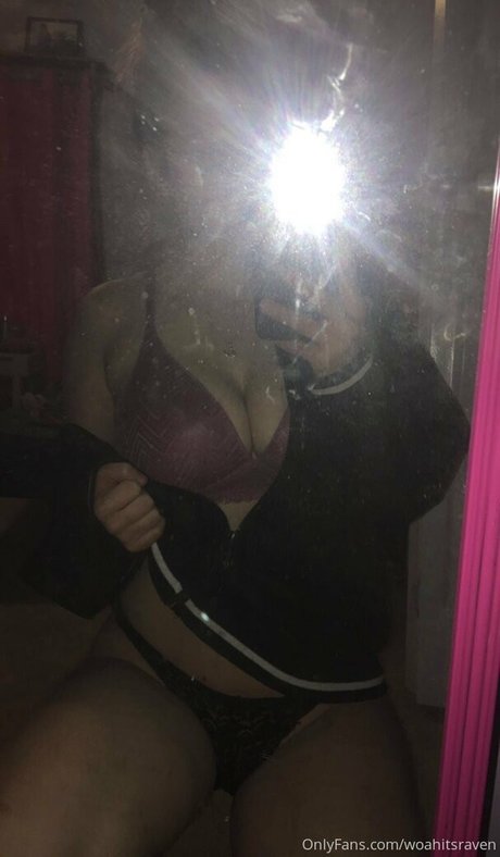 woahitsraven erotic star picture