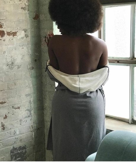 Amara La Negra model hot pic