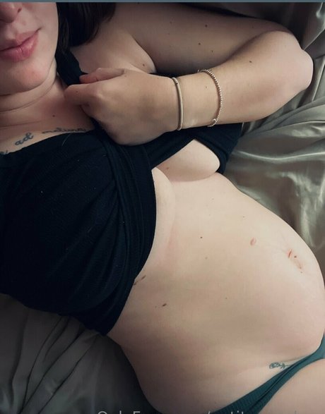 sexy mom onlyfans porno gallery