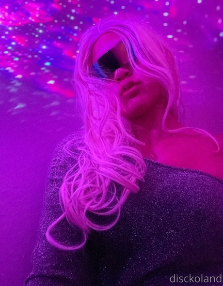 disckoland porn actress picture