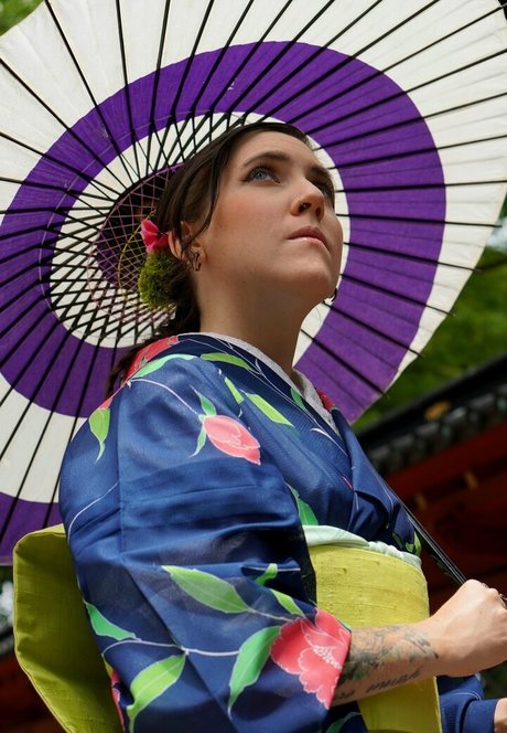 gh05t girl nice star pic