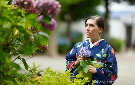 lesbian fisting onlyfans free nude gallery