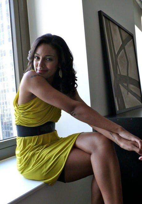 Marsha Thomason top model pics