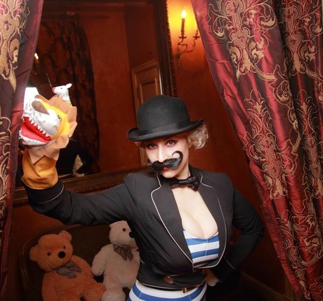 Kitty Orlova hd model galleries