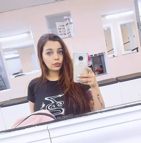 genesis18 porn model pics