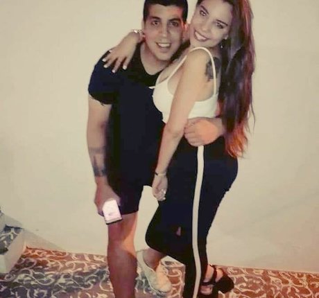 genesis18 naked actress picture