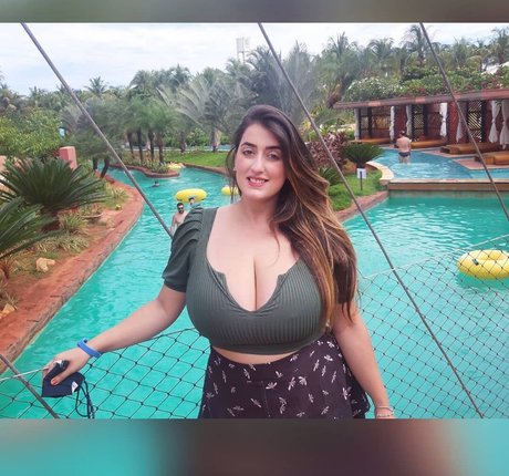 Michelly Rebechi model sexy galleries