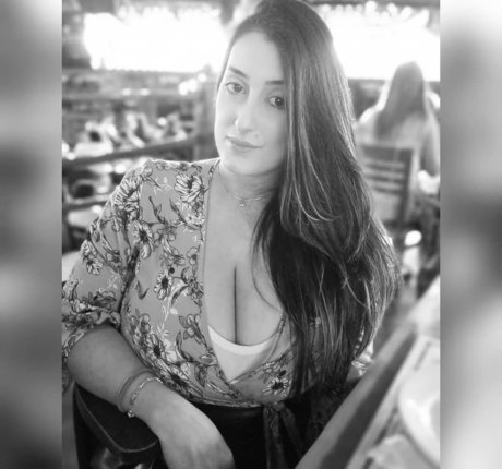 Michelly Rebechi naked model photos