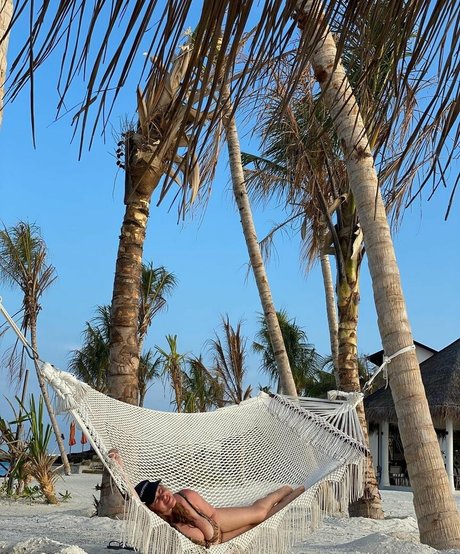 Serena Roberti hd star photo