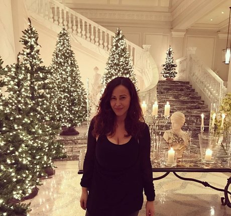 Serena Roberti actress img