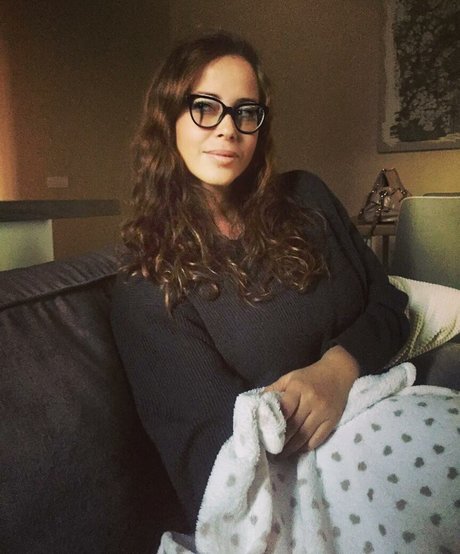 Serena Roberti art model photo