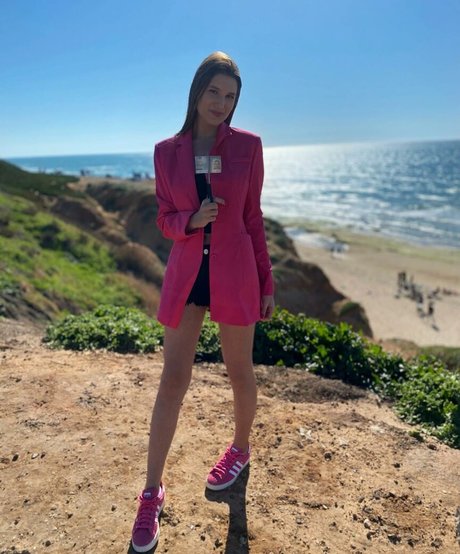 Shira Shabat star hd images