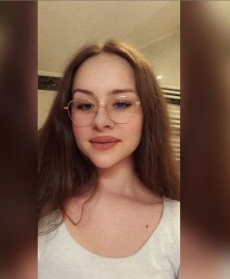 Meli hold sex actress pictures