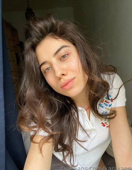 karaxaen nude pornstar gallery