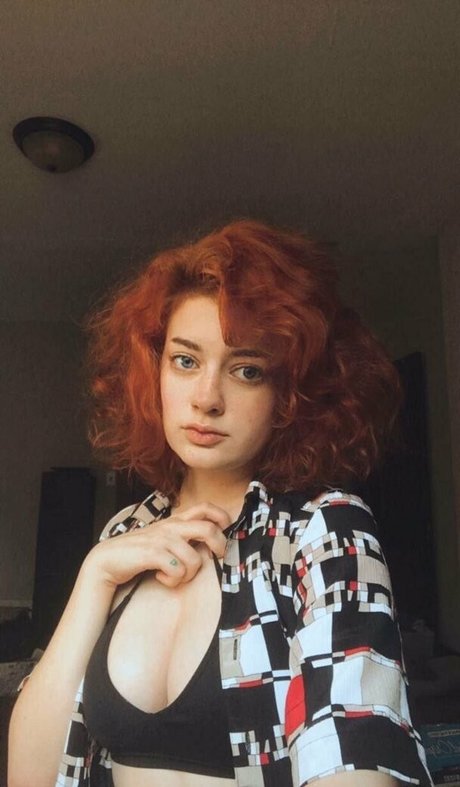 aislynndavis nudes actress images