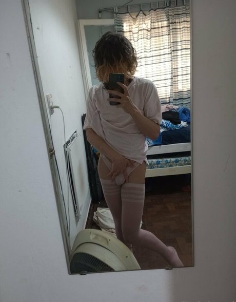 littlelunai pornographic model pics