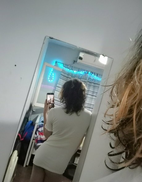 littlelunai model art photos