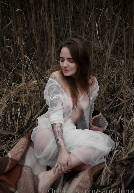 santa luna pornstar xxx pic