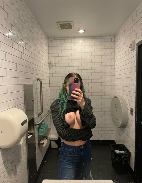 baileyeilish pretty model picture