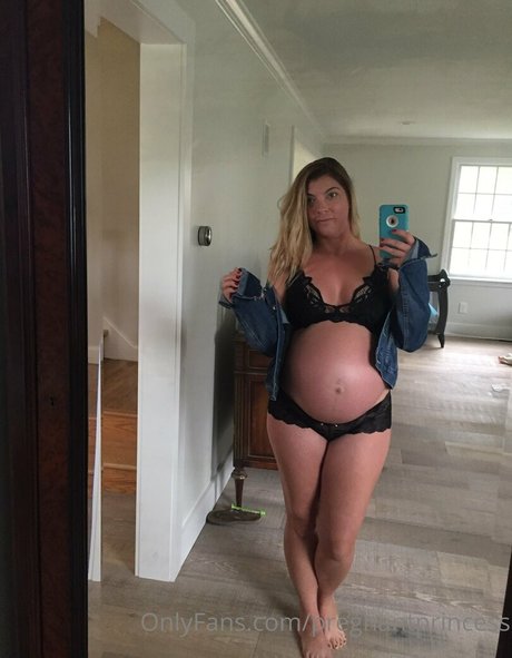 pregnantprincess star beautiful image