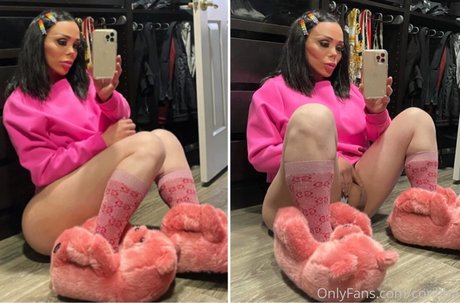 Coralba porn actress photo