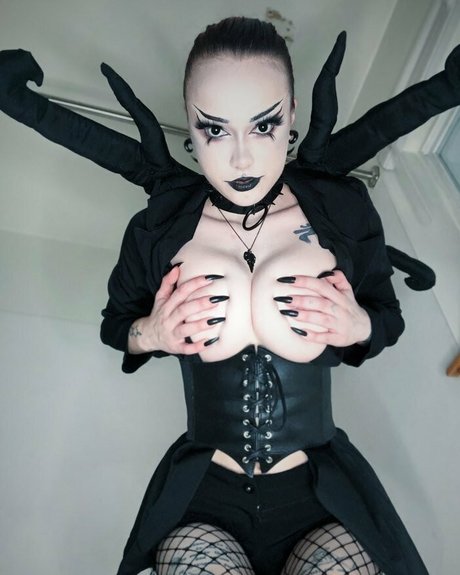 blairbxtch star high quality image