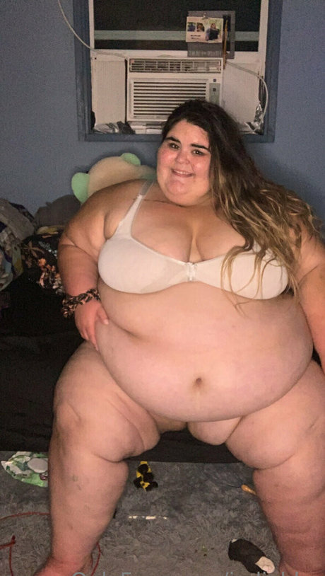 imlivbby adult actress pics