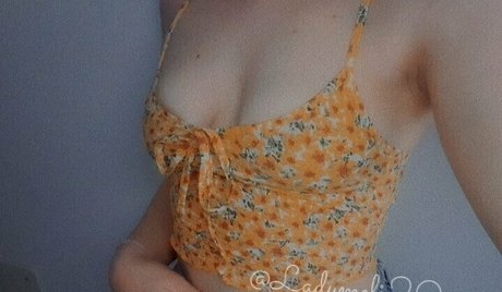 ladymeli20 nude actress images