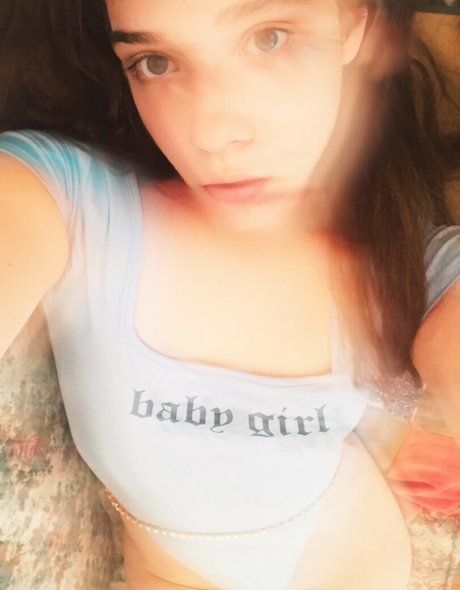 chubby onlyfans pornographic photo