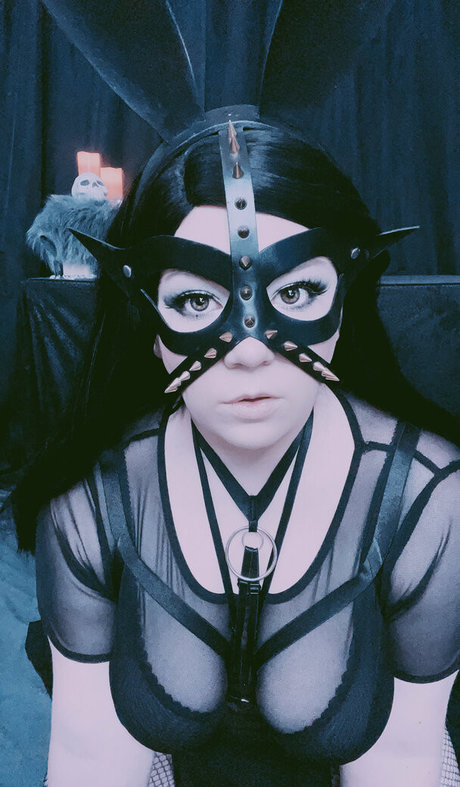 itsahmiamarie model art photos