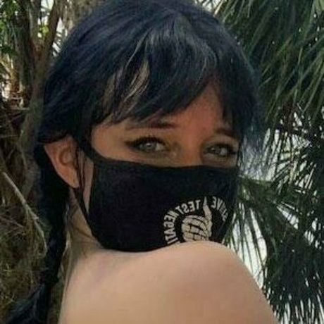 vampirebxnny model perfect pictures