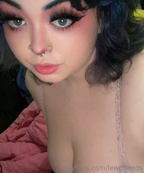 Lewdfiends pornstar sex pics
