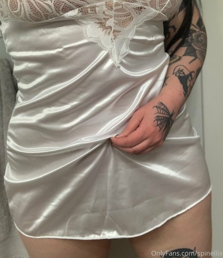 aquariush0e model pornographic image