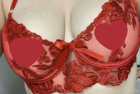 aquariush0e adult actress gallery