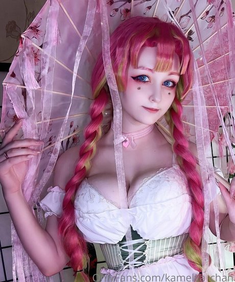 Kamelya chan sexy model photo