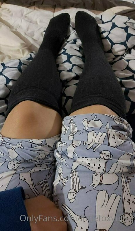 littlefoxyuwu porn actress photo