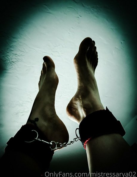 mistressarya02 star adult photos