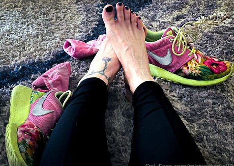 mistressarya02 star picture