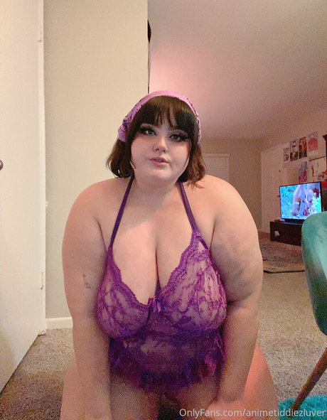 animetiddiezluver model erotic gallery