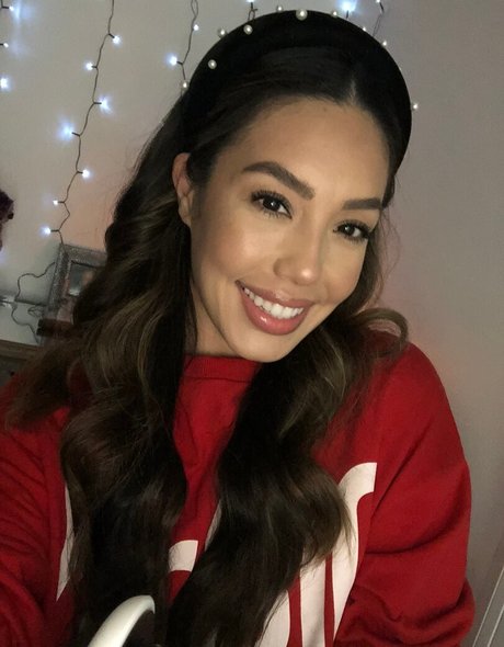 All Bella pretty pornstar archive