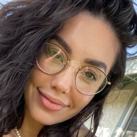 All Bella pretty pornstar img