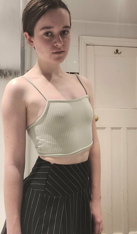 ff1nnl3y pornstar img