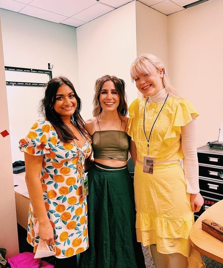 Dodie Clark star exclusive pictures