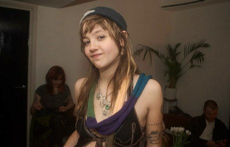 _femalien sex actress pic