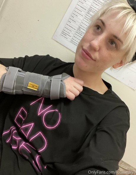 louisesky3 pornstar pretty galleries