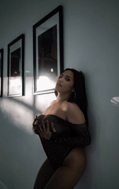 Meli Kissmyspickass model best pic