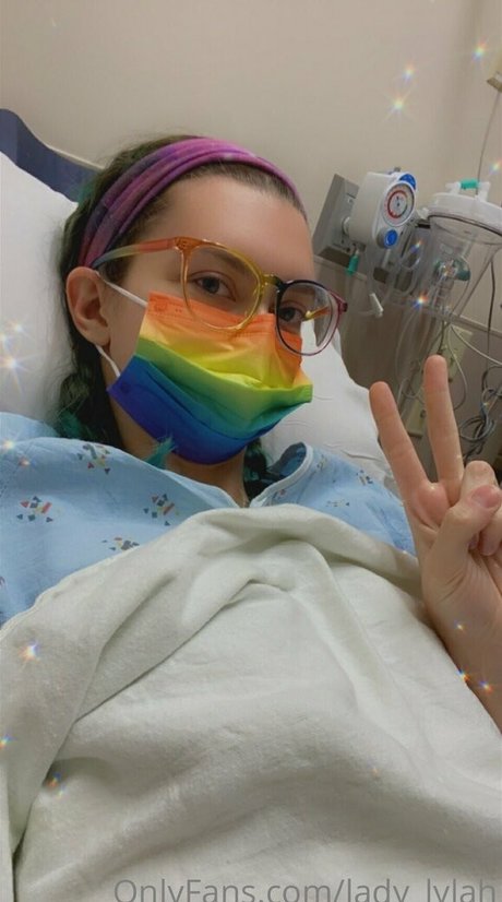 lady lylah exclusive star photo