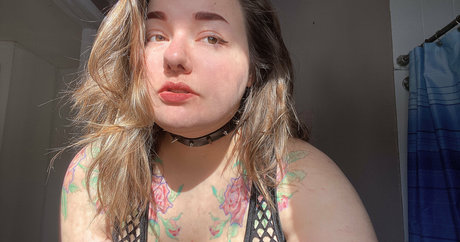 rubberfoxx perfect actress photo